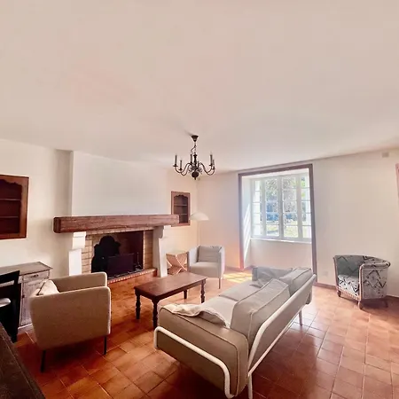Holiday home Proche Angouleme Torsac